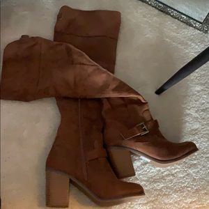 Knee high brown suede boots - sz 7